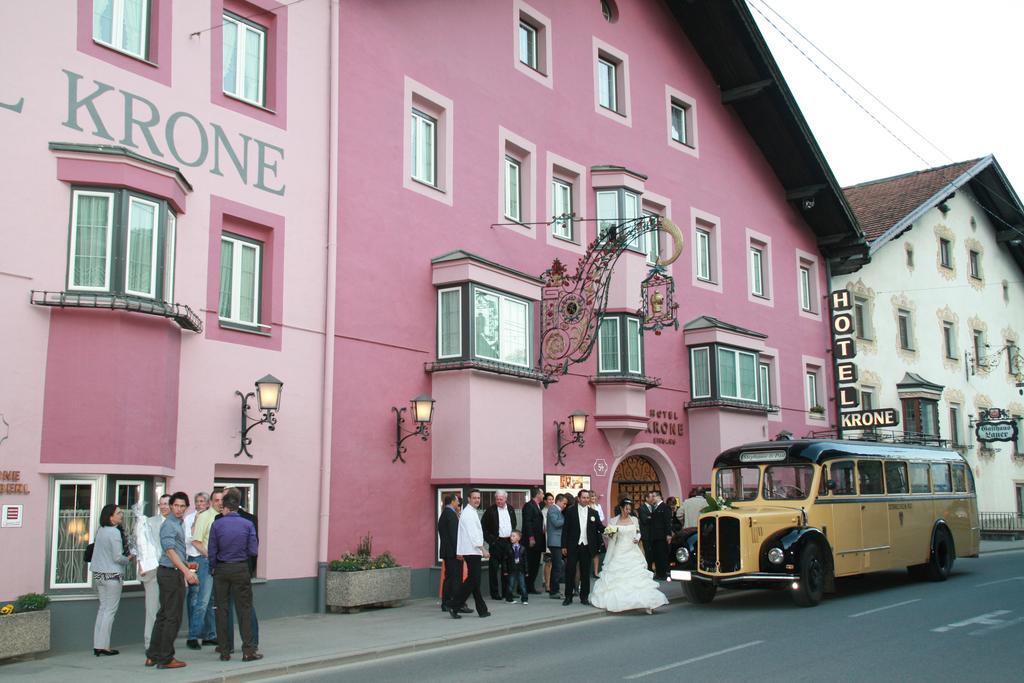 Hotel Krone Matrei am Brenner Bagian luar foto