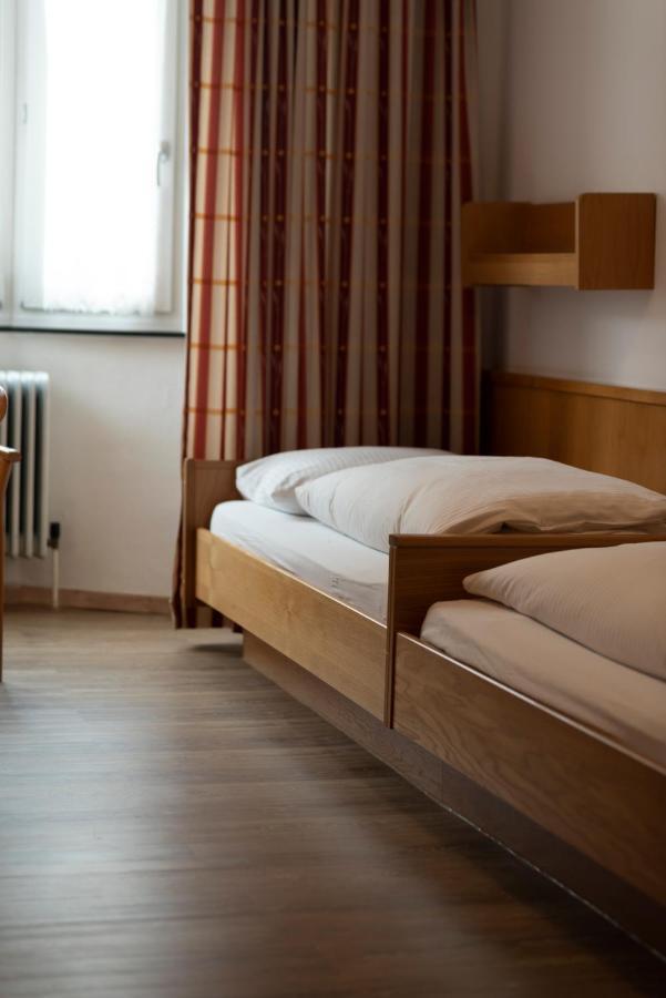 Hotel Krone Matrei am Brenner Bagian luar foto