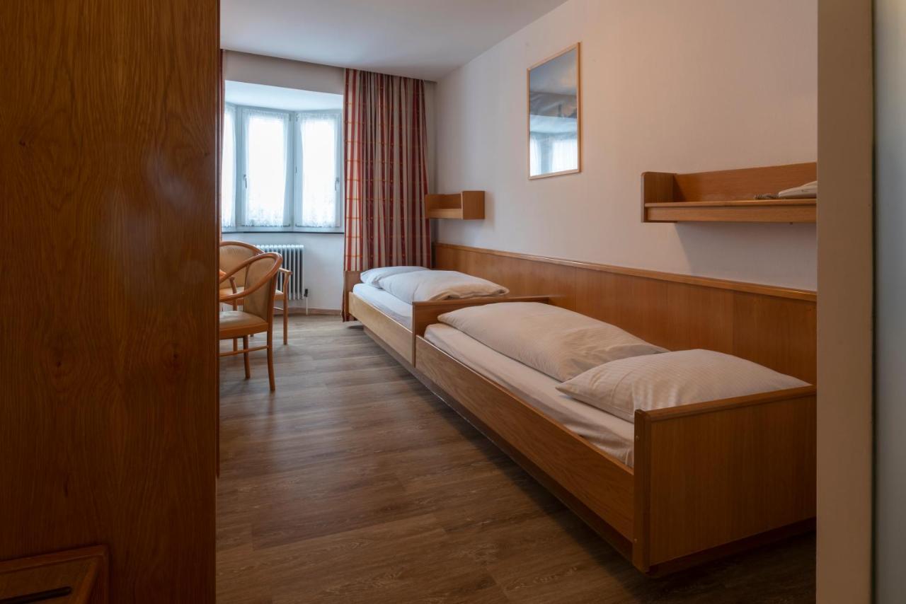 Hotel Krone Matrei am Brenner Bagian luar foto