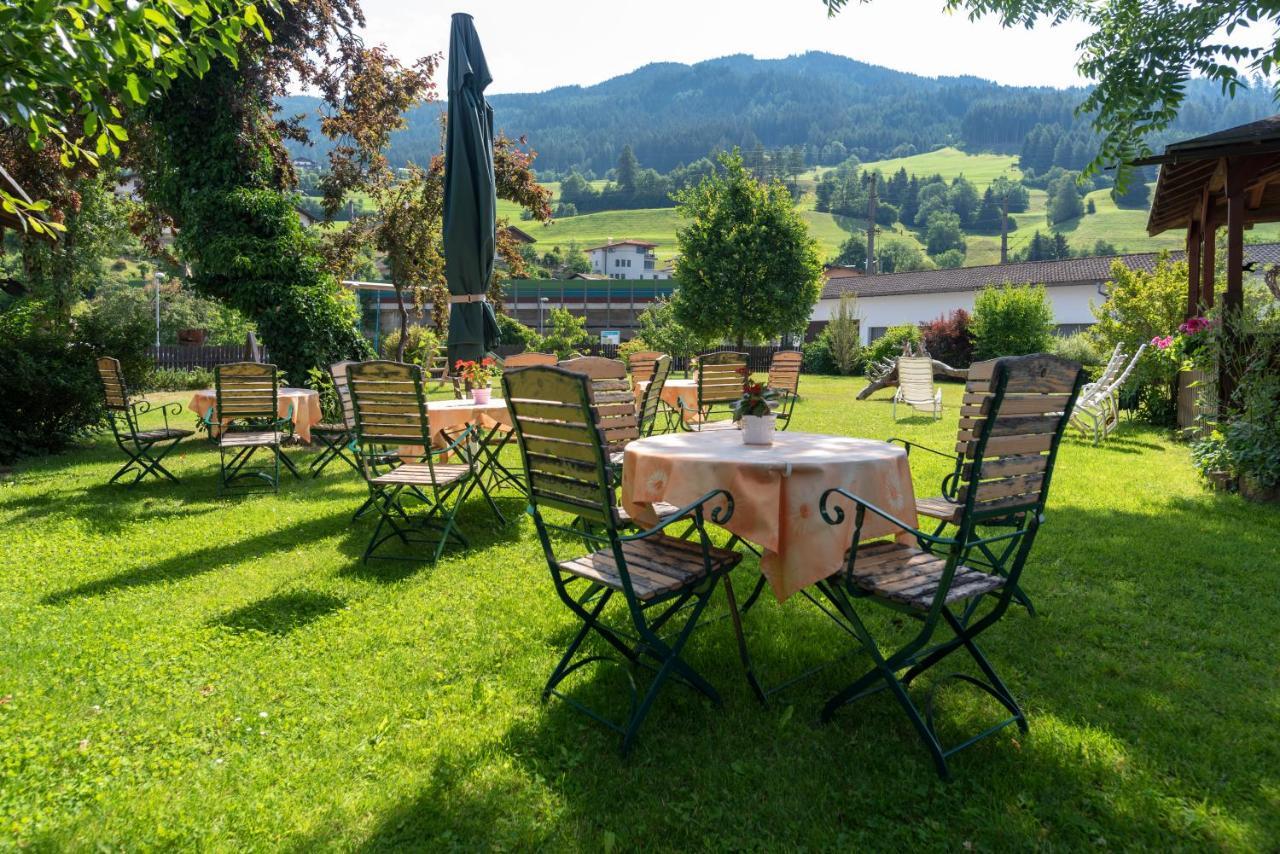 Hotel Krone Matrei am Brenner Bagian luar foto