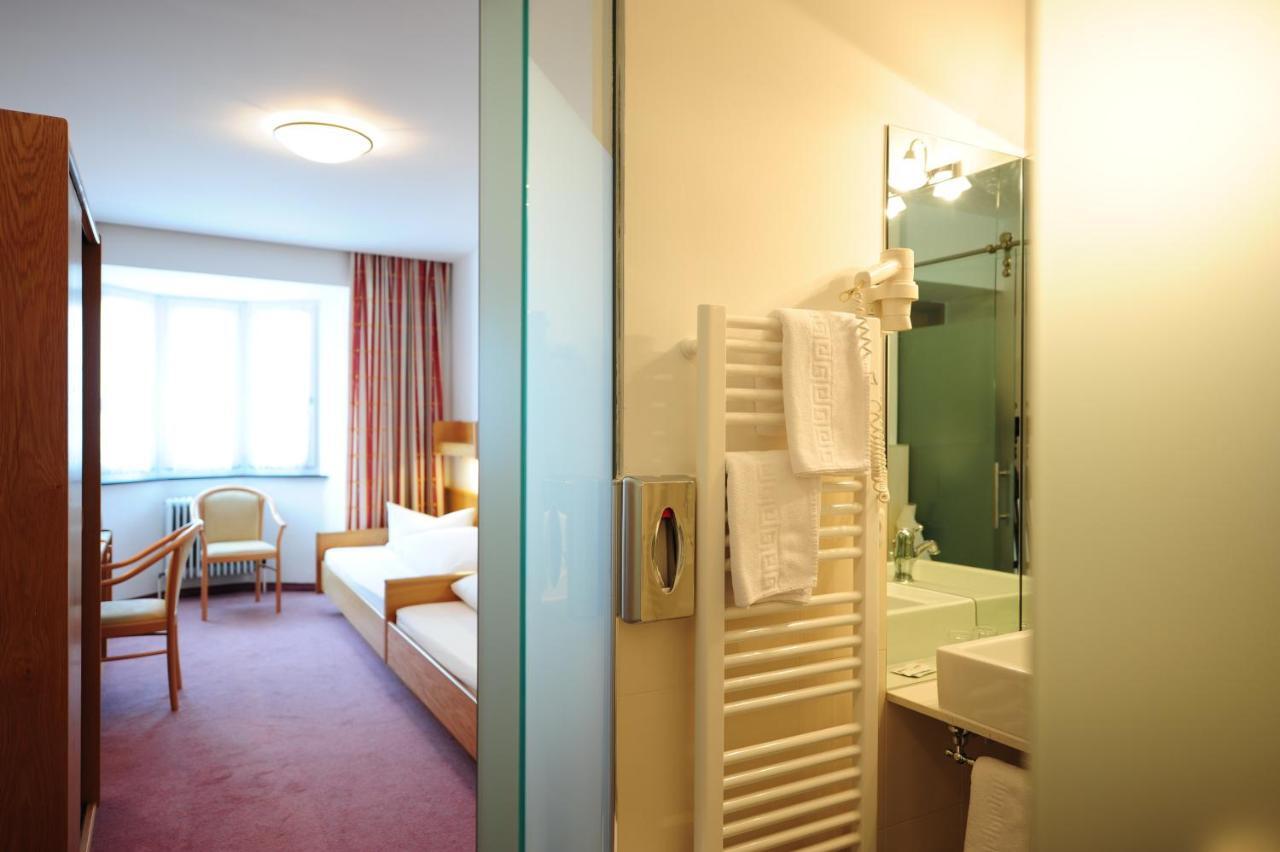 Hotel Krone Matrei am Brenner Bagian luar foto